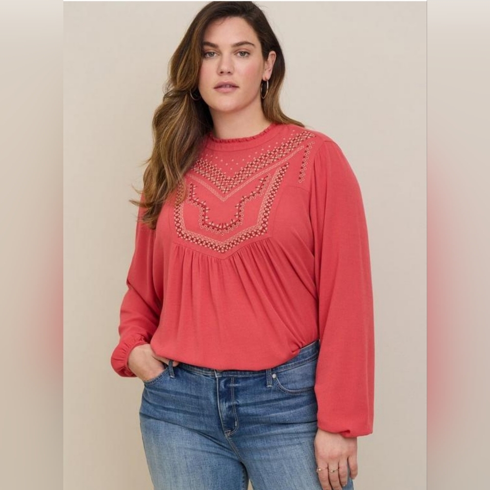 NWT Embroidered Blouse Sz 2X